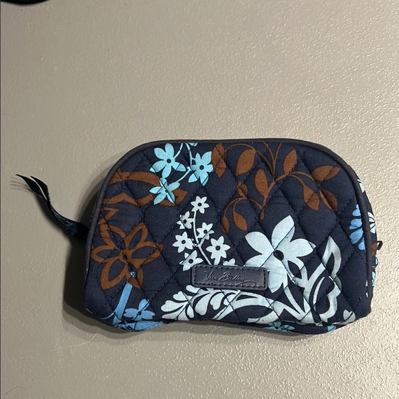 Vera Bradley Handbags - Vera Bradley Luggage Women's Small Zip Cosmetic Java Floral Cosmetic Bag